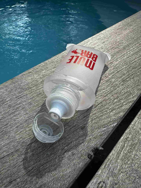 Detail bouchon en silicone soft flask mulebar 150ml